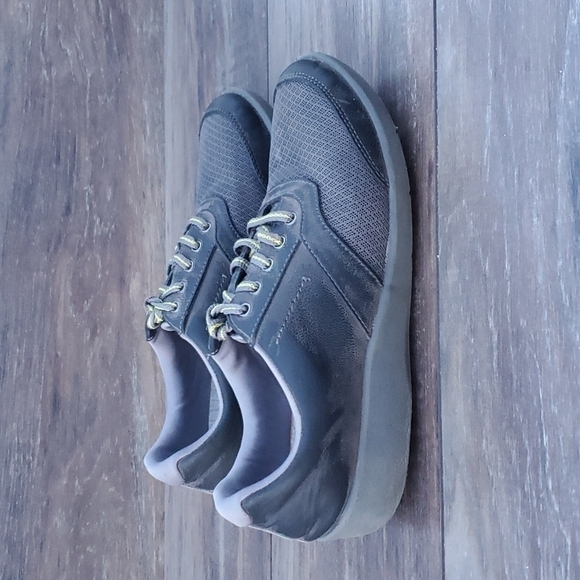 Clarks sneakers shoes sz 6D - Picture 2 of 10